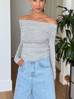 Off-Shoulder Long Sleeve Heather Gray Top women tee
